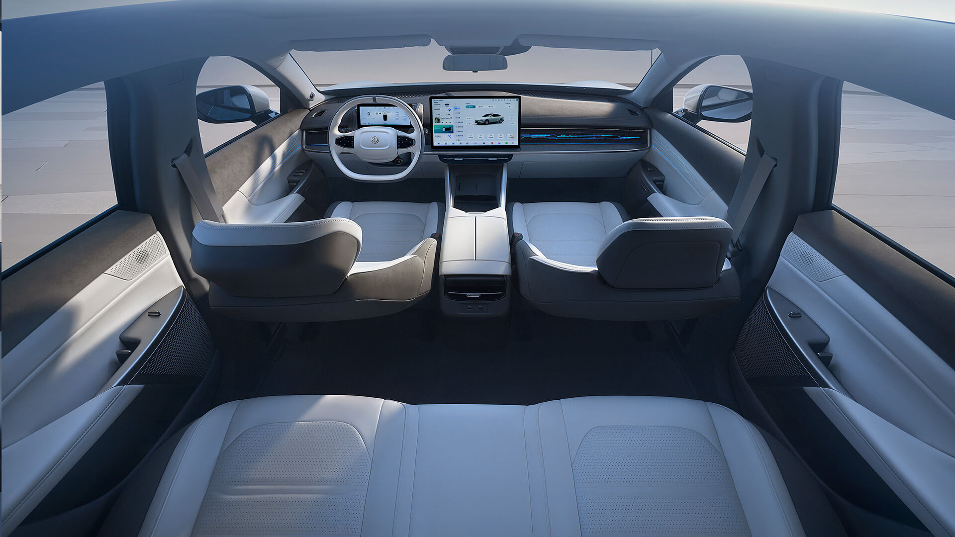 Dongfeng 007 — Cabin